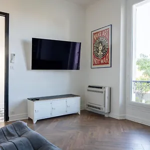 Beautiful W/ Ac - Close To Exhibition & Beach Hébergement de vacances